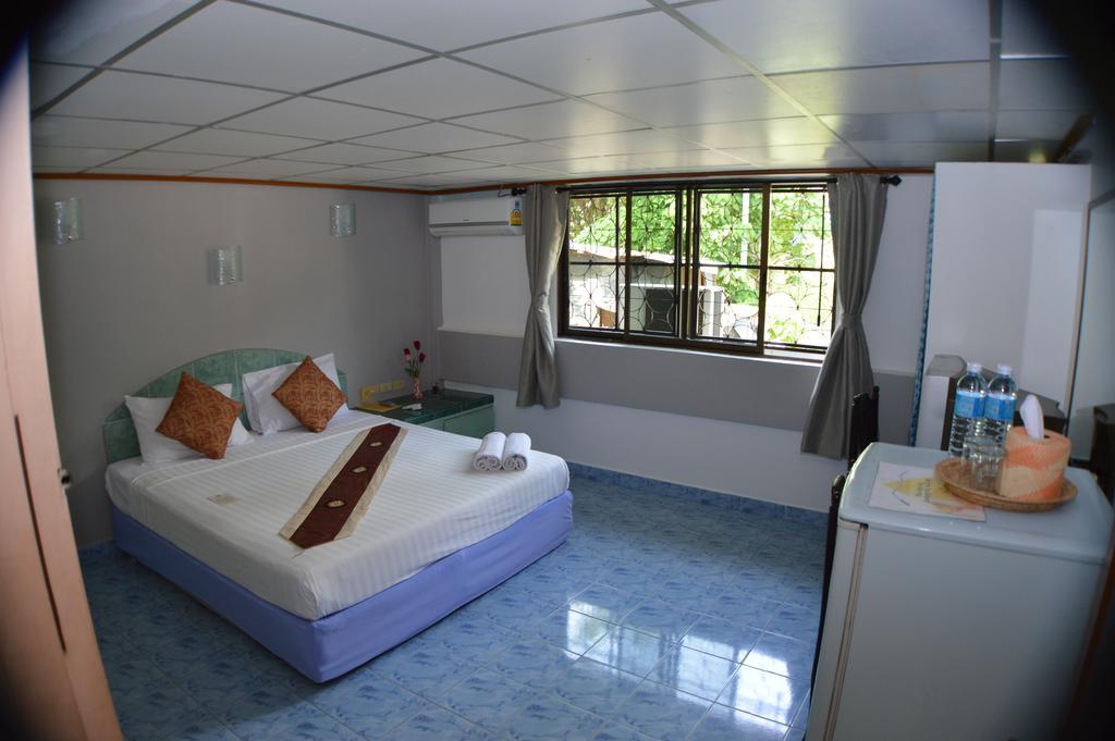 Seabreeze Inn Карон Номер фото